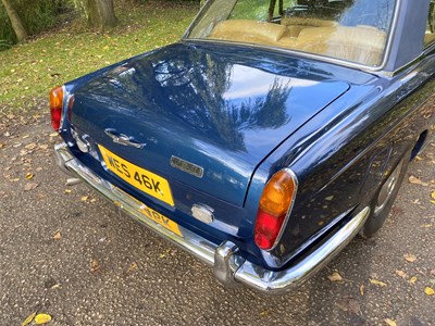 Lot 7 - 1971 Rolls-Royce Corniche Saloon