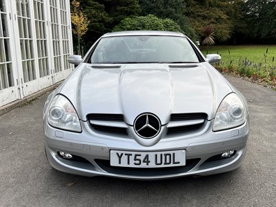 Lot 7 - 2004 Mercedes-Benz SLK 350