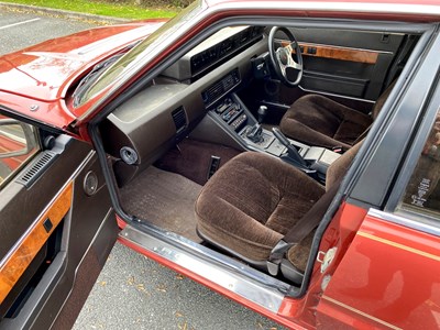 Lot 43 - 1982 Rover SD1 3500 SE