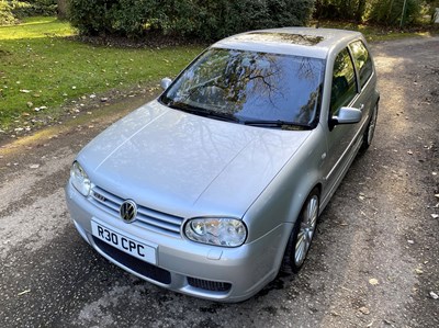 Lot 38 - 2003 Volkswagen Golf R32