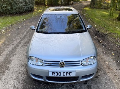 Lot 38 - 2003 Volkswagen Golf R32