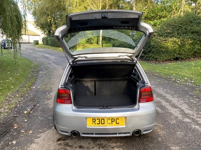 Lot 38 - 2003 Volkswagen Golf R32