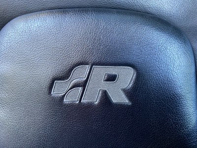 Lot 38 - 2003 Volkswagen Golf R32