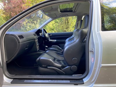 Lot 38 - 2003 Volkswagen Golf R32