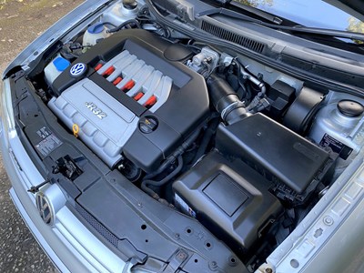 Lot 38 - 2003 Volkswagen Golf R32