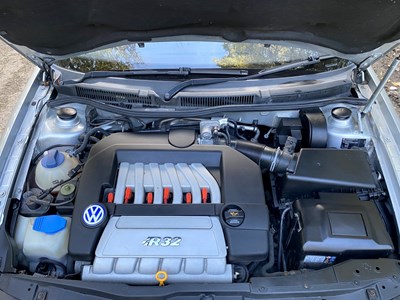 Lot 38 - 2003 Volkswagen Golf R32