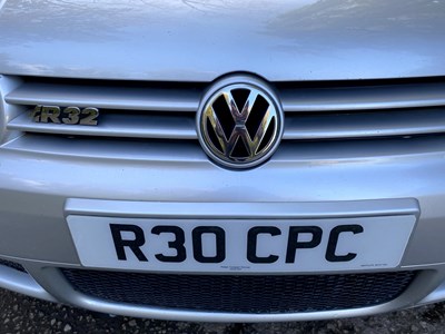 Lot 38 - 2003 Volkswagen Golf R32