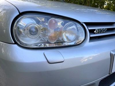 Lot 38 - 2003 Volkswagen Golf R32