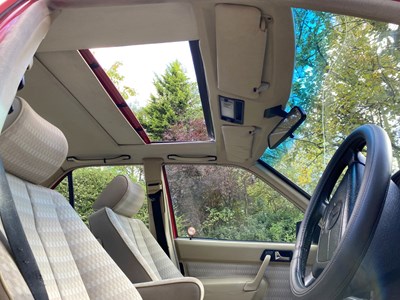 Lot 6 - 1993 Mercedes-Benz 190E 2.6L