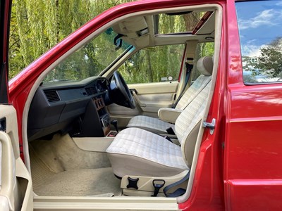 Lot 6 - 1993 Mercedes-Benz 190E 2.6L
