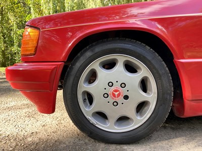 Lot 6 - 1993 Mercedes-Benz 190E 2.6L