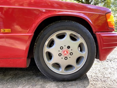 Lot 6 - 1993 Mercedes-Benz 190E 2.6L