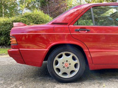Lot 6 - 1993 Mercedes-Benz 190E 2.6L