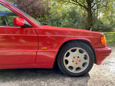 Lot 6 - 1993 Mercedes-Benz 190E 2.6L