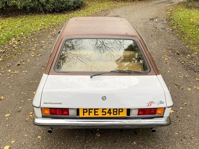Lot 17 - 1976 Mercury Capri 2.8 Ghia