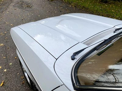 Lot 17 - 1976 Mercury Capri 2.8 Ghia