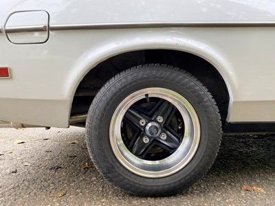 Lot 17 - 1976 Mercury Capri 2.8 Ghia