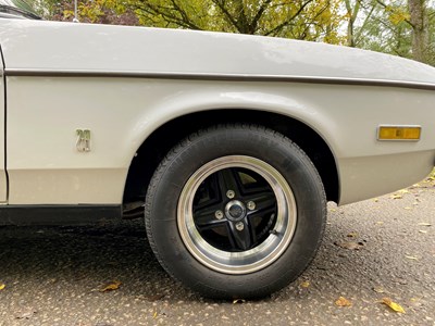 Lot 17 - 1976 Mercury Capri 2.8 Ghia