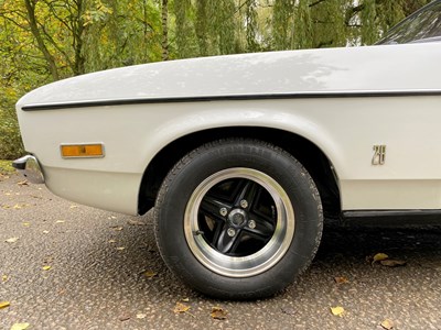 Lot 17 - 1976 Mercury Capri 2.8 Ghia