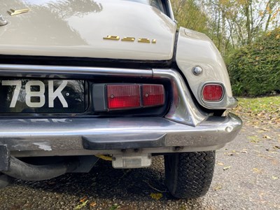 Lot 34 - 1971 Citroën DS21
