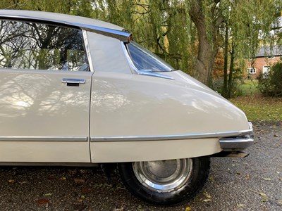 Lot 34 - 1971 Citroën DS21