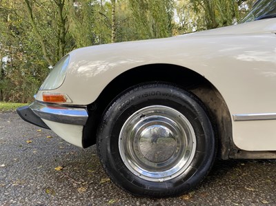 Lot 34 - 1971 Citroën DS21