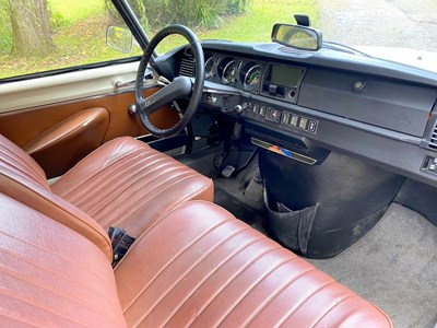 Lot 34 - 1971 Citroën DS21