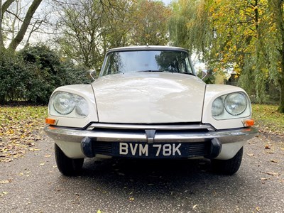 Lot 34 - 1971 Citroën DS21