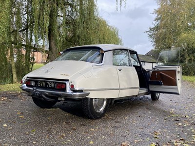 Lot 34 - 1971 Citroën DS21