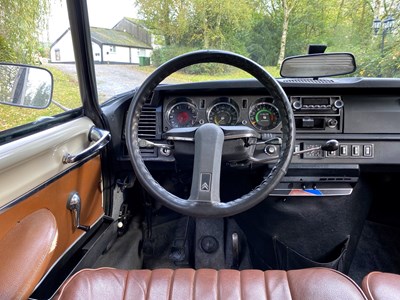 Lot 34 - 1971 Citroën DS21