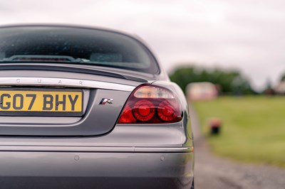 Lot 135 - 2007 Jaguar S-Type R