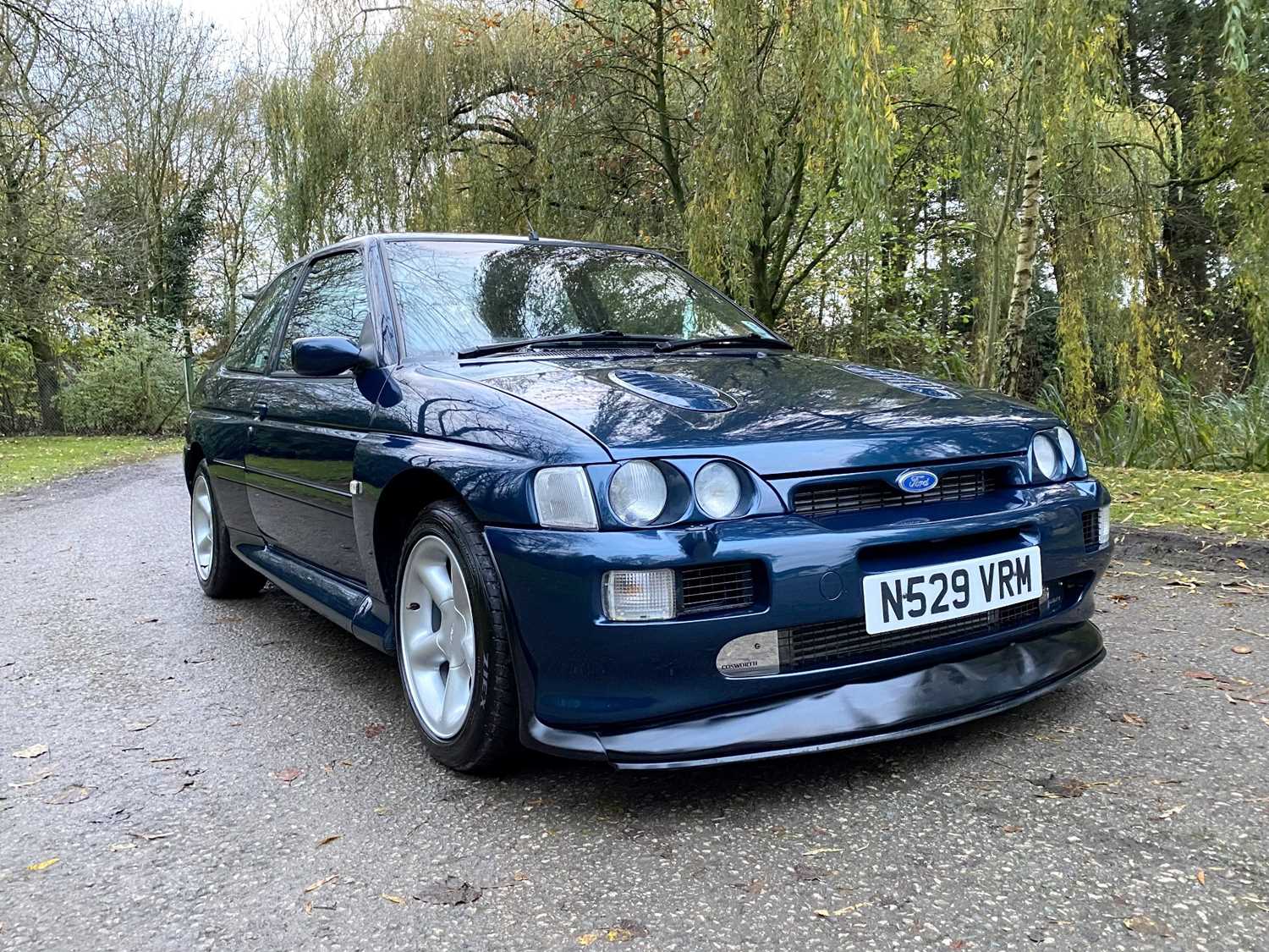 Lot 30 - 1995 Ford Escort RS Cosworth LUX