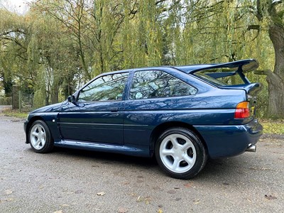 Lot 30 - 1995 Ford Escort RS Cosworth LUX