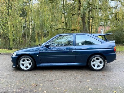 Lot 30 - 1995 Ford Escort RS Cosworth LUX