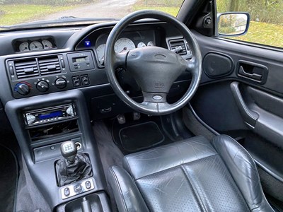 Lot 30 - 1995 Ford Escort RS Cosworth LUX
