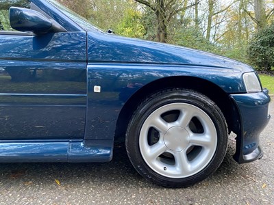 Lot 30 - 1995 Ford Escort RS Cosworth LUX