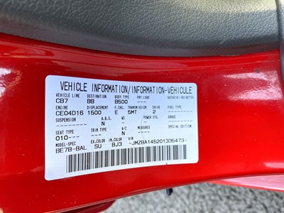 Lot 4 - 1996 Mazda 323F