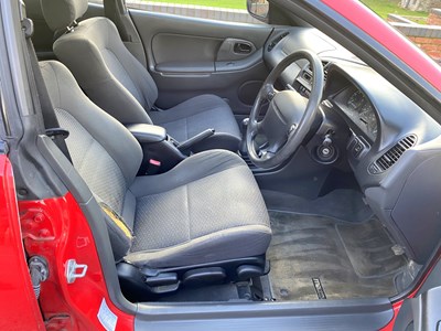 Lot 4 - 1996 Mazda 323F
