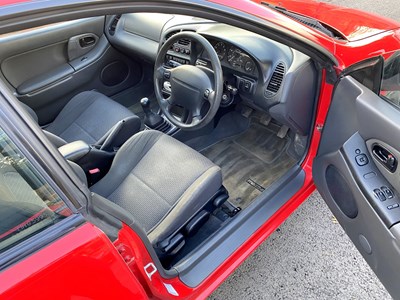 Lot 4 - 1996 Mazda 323F