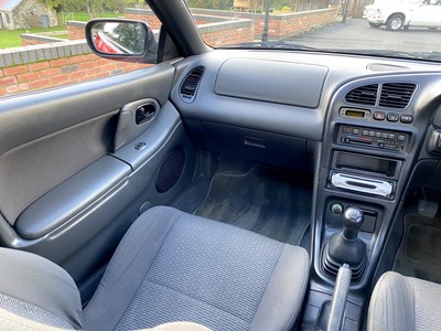 Lot 4 - 1996 Mazda 323F