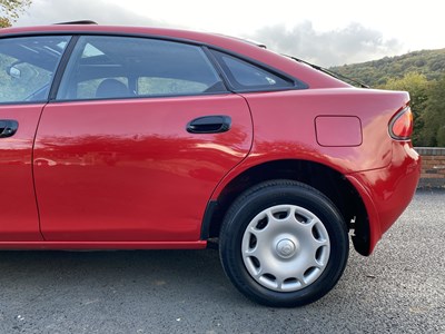 Lot 4 - 1996 Mazda 323F