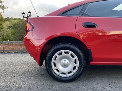Lot 4 - 1996 Mazda 323F