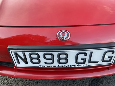 Lot 4 - 1996 Mazda 323F
