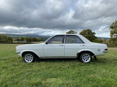 Lot 5 - 1976 Vauxhall Viva E