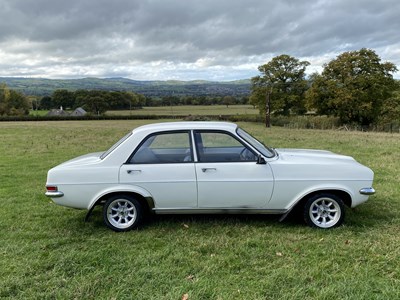 Lot 5 - 1976 Vauxhall Viva E