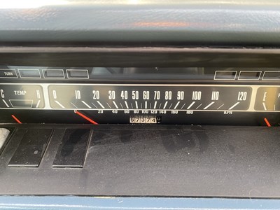 Lot 5 - 1976 Vauxhall Viva E