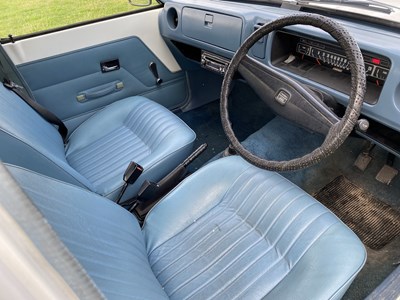 Lot 5 - 1976 Vauxhall Viva E