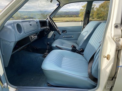 Lot 5 - 1976 Vauxhall Viva E