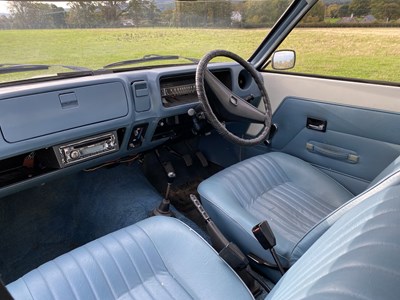 Lot 5 - 1976 Vauxhall Viva E