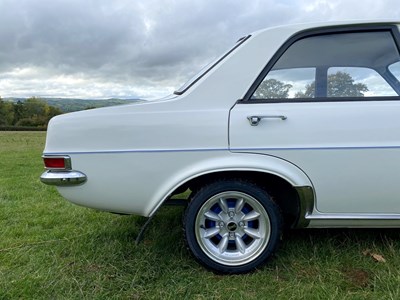 Lot 5 - 1976 Vauxhall Viva E